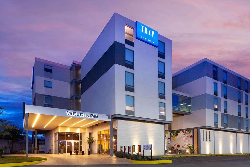 Tryp By Wyndham San Luis Potosi Hotel & Suites Bagian luar foto