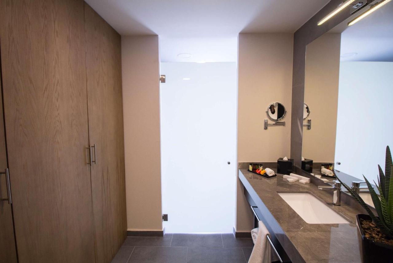 Tryp By Wyndham San Luis Potosi Hotel & Suites Bagian luar foto