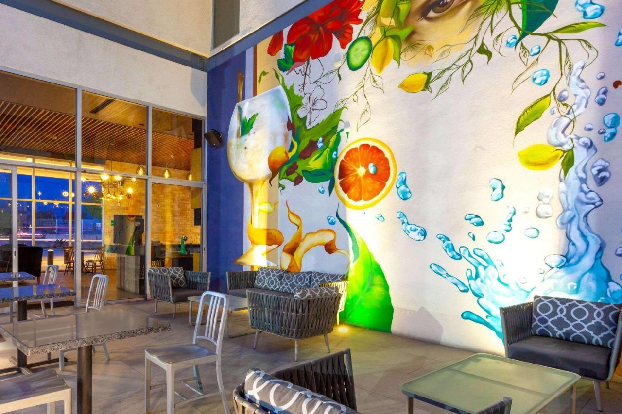 Tryp By Wyndham San Luis Potosi Hotel & Suites Bagian luar foto