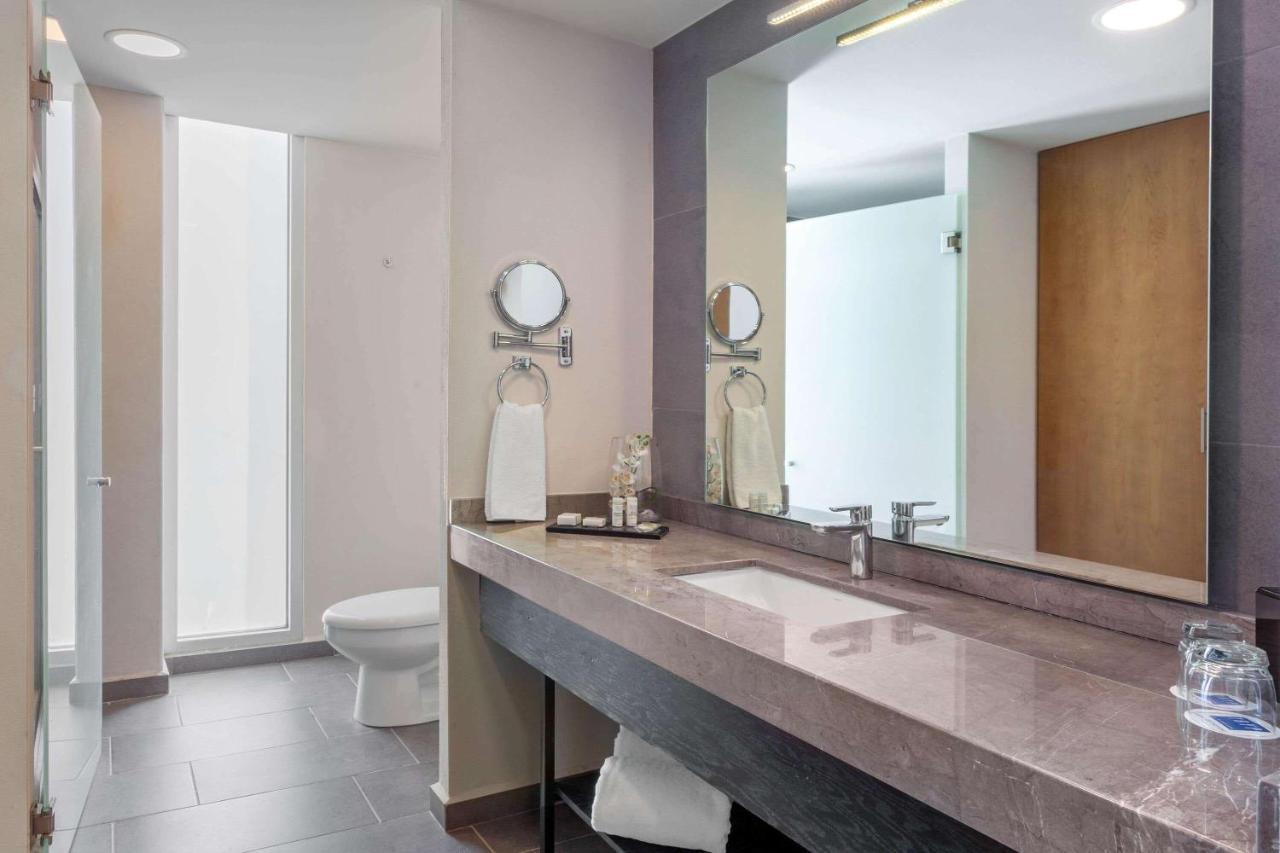 Tryp By Wyndham San Luis Potosi Hotel & Suites Bagian luar foto